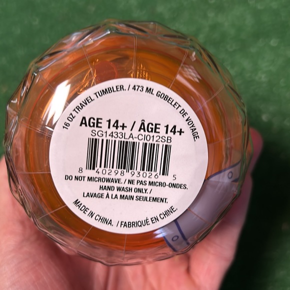 16 oz SpongeBob themed plastic tumbler! - Picture 4 of 5